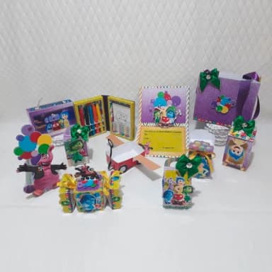 Kit 60 Lembrancinhas - Divertidamente