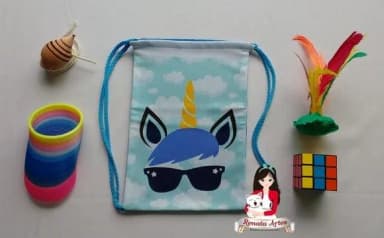 Mochila Brinquedos Retrô Tema Unicórnio Menino