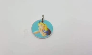 Pingente Alice no País das Maravilhas C/argola- Pct com 7 un