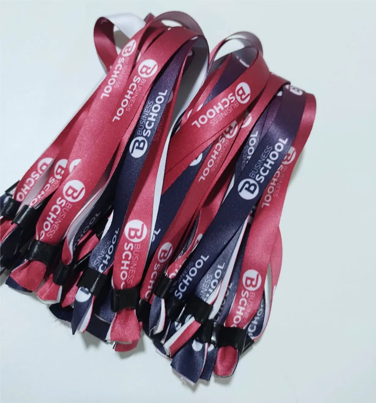 Pulseiras Personalizadas de Tecido Festas e Eventos !