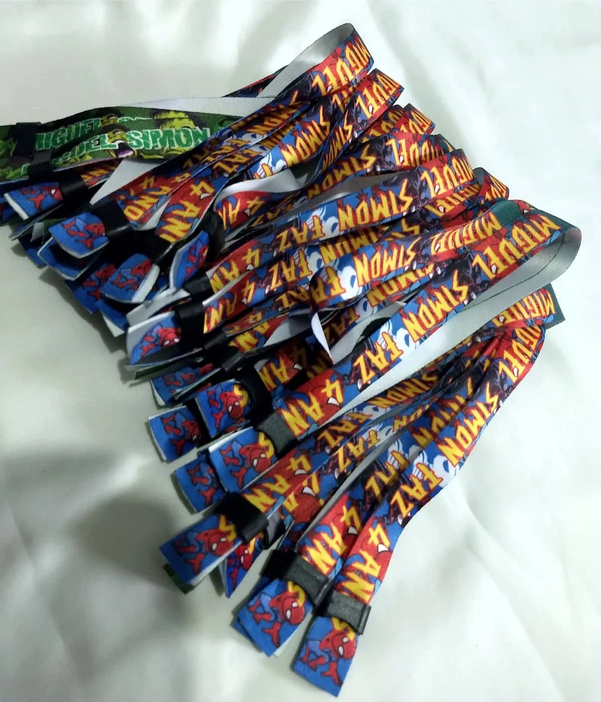 Pulseiras Personalizadas de Tecido Festas e Eventos !
